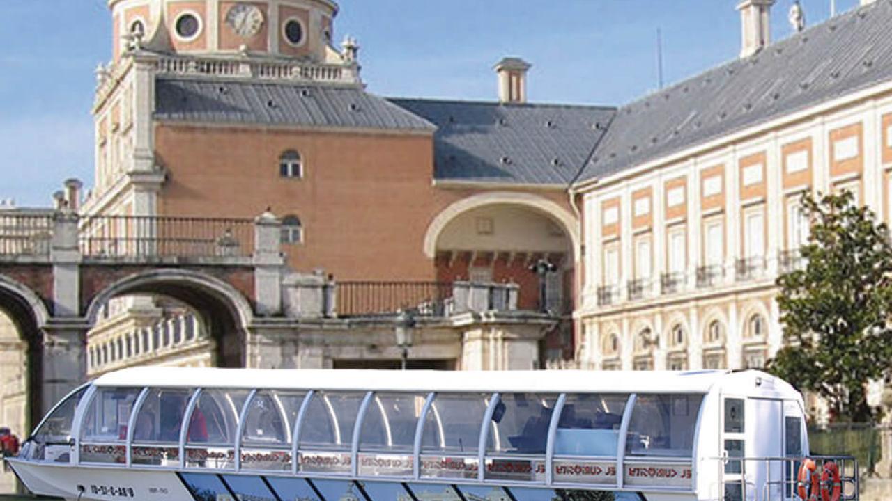 Imagen del barco turístico de Aranjuez Curiosity