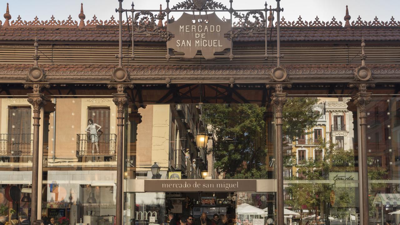 Imagen de la entrada del Mercado de San Miguel