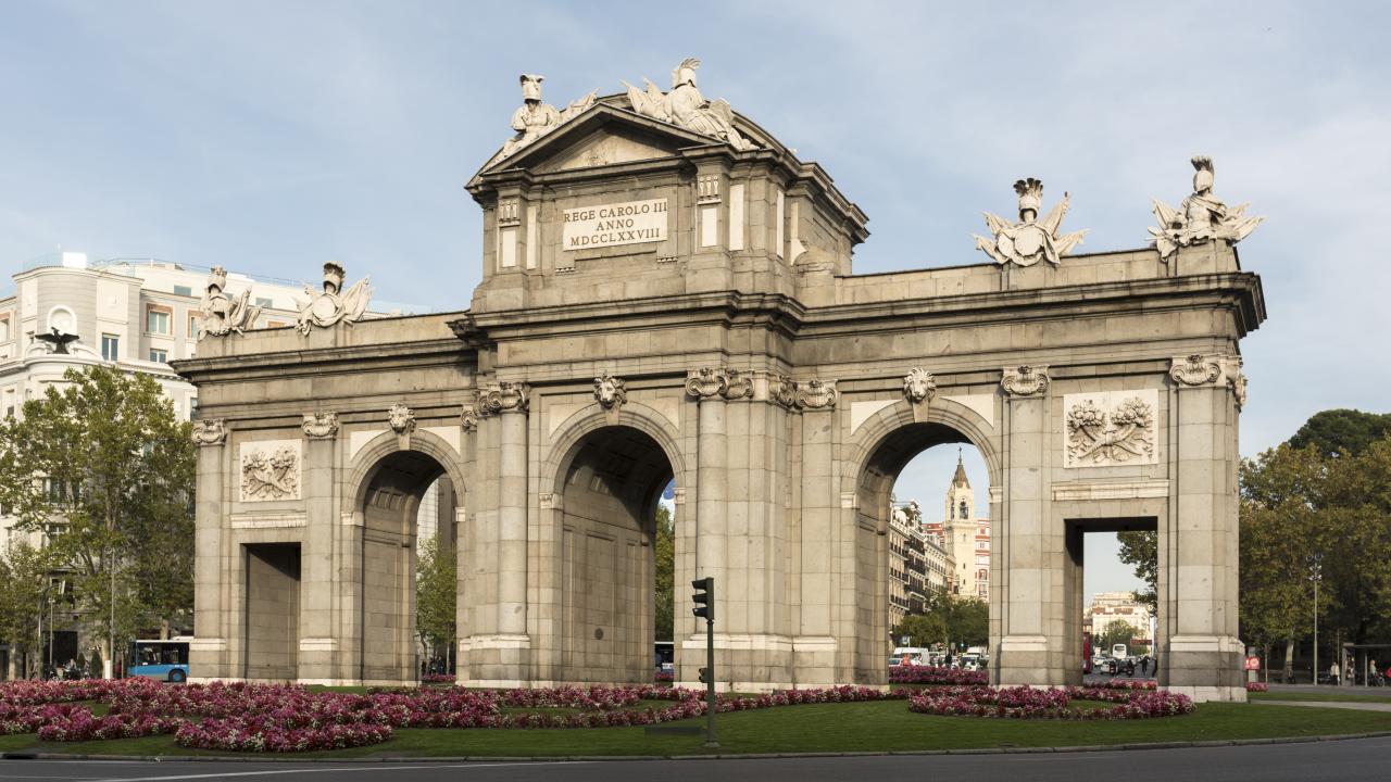 Vista general de la Puerta de Alcalá