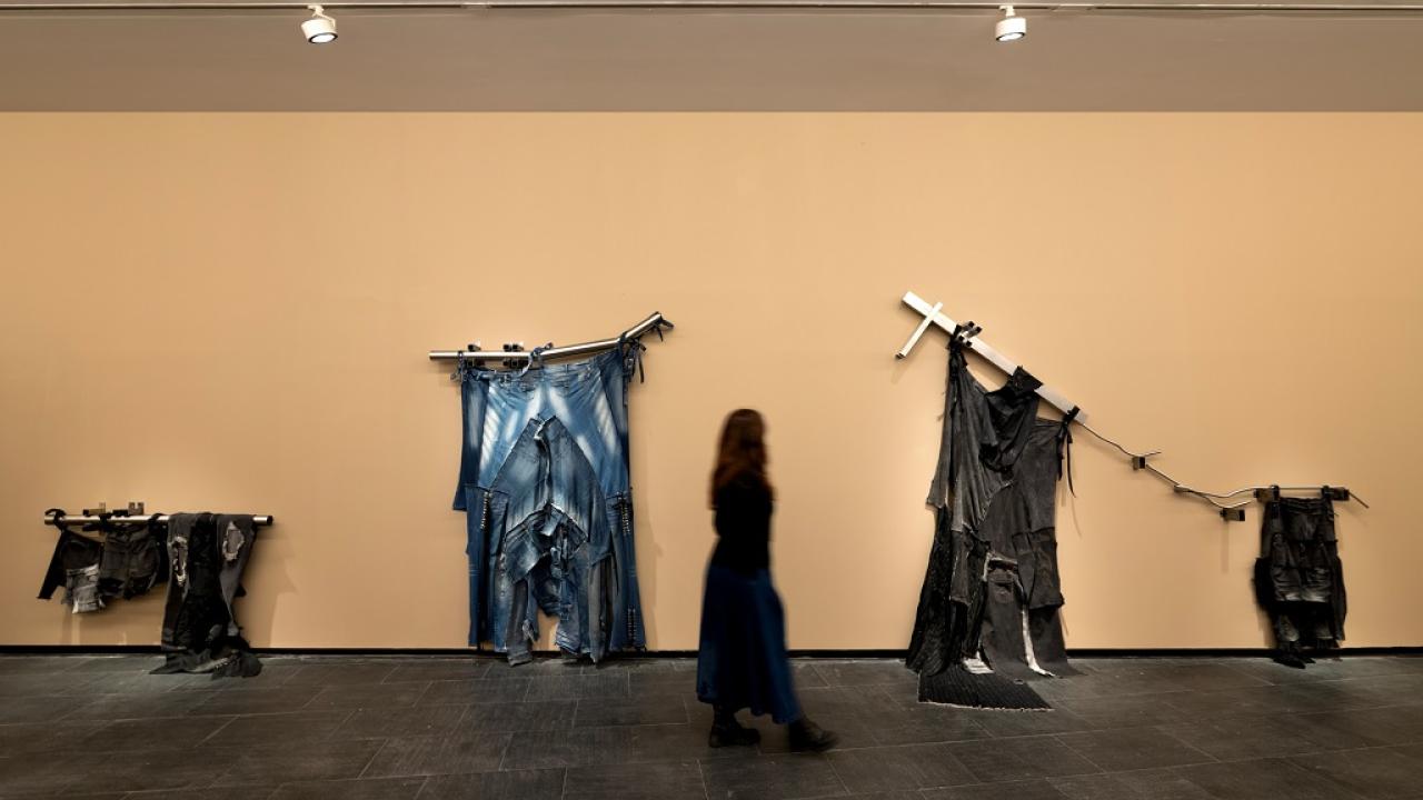 Tú que tienes ademanes de ensueño, Lucía C. Pino