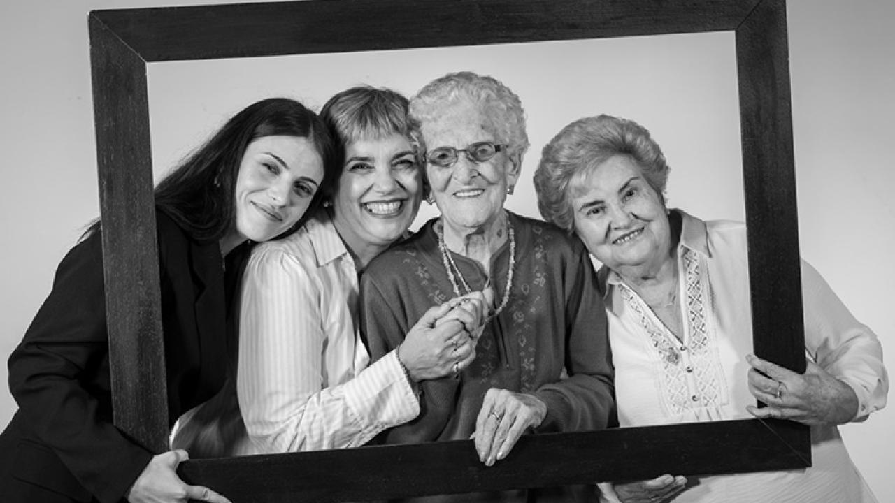 Exposición: Madrileños centenarios. La sabiduría de la longevidad. ITINER 2026