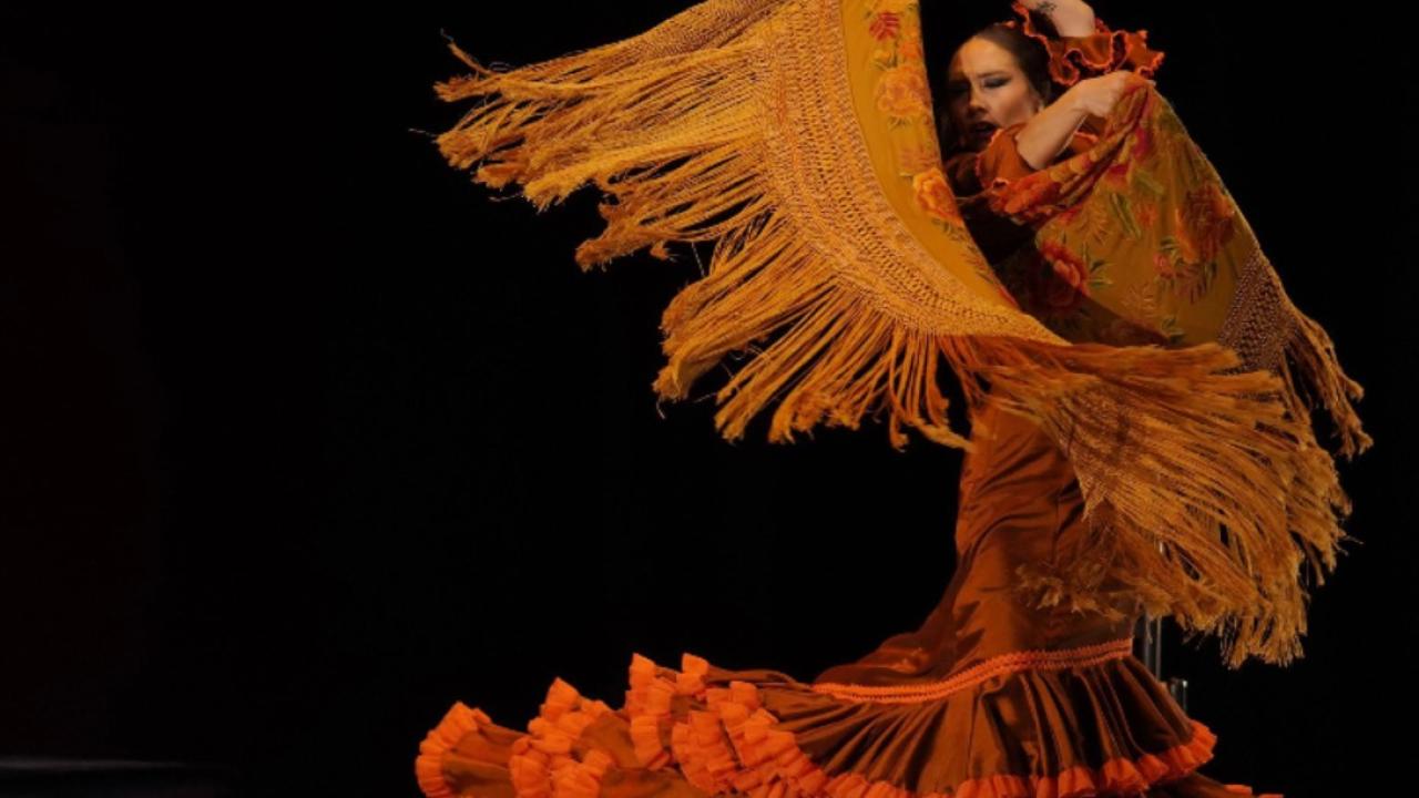 Florencia Oz y Jesús Fernández en el Corral de la Morería