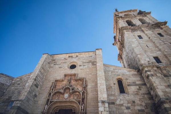 Catedral Magistral de los Santos Niños