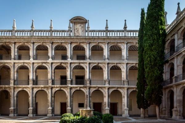 Patio de Santo Tomás de Villanueva