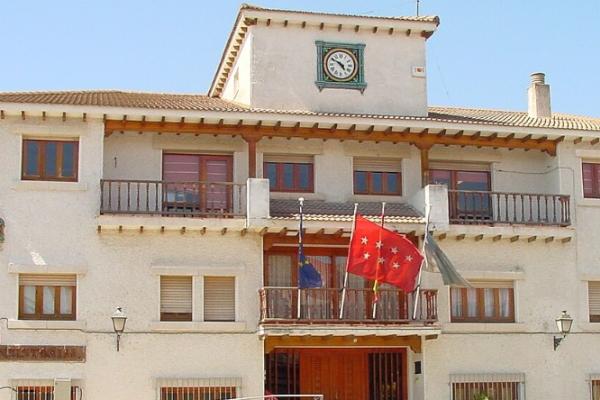 Imagen de la fachada del antiguo Ayuntamiento de Arroyomolinos