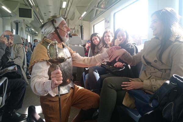 Imagen de Don Quijote en el tren turístico de Cervantes