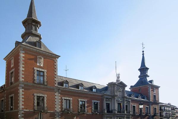 Fachada del Palacio de Santa Cruz