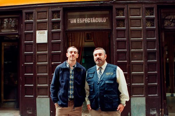 Cartel del espectáculo Hecho a mano de Pantomima Full