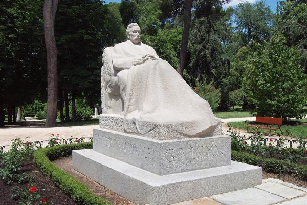 Monumento a Galdós
