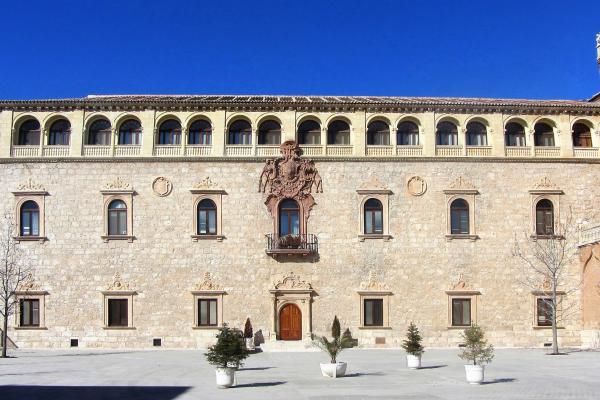 Palacio arzobispal de Alcalá de Henares