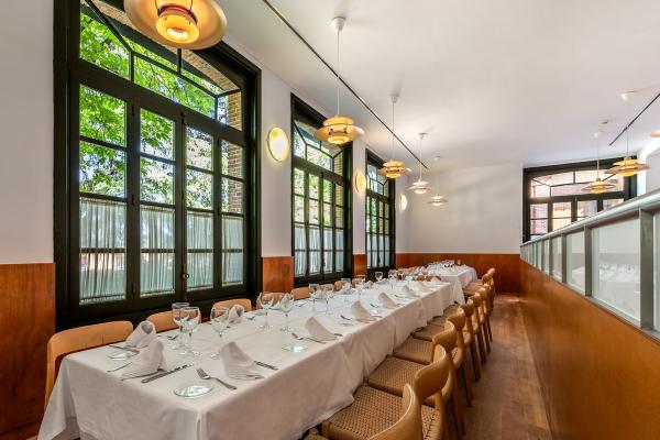 Comedor de la Residencia de Estudiantes. Foto: Javier Sánchez / Archivo de la Dirección General de Turismo y Hostelería.
