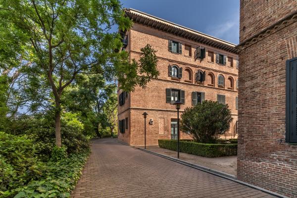 Fachada de la Residencia de Estudiantes. Foto: Javier Sánchez / Archivo de la Dirección General de Turismo y Hostelería.