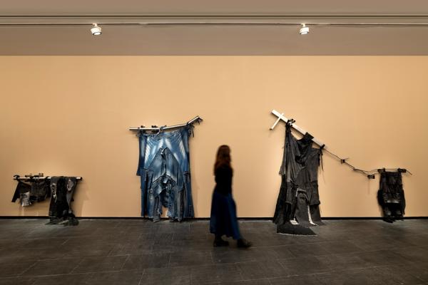 Tú que tienes ademanes de ensueño, Lucía C. Pino