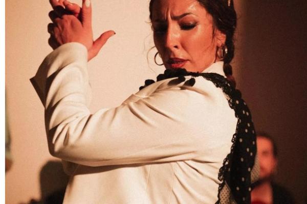 Carácter y presencia, con Lisi Sfair y Vanesa Coloma